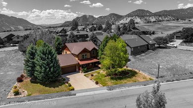 Beautifully updated and meticulously maintained, this move-in - photo 30