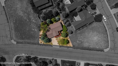 Beautifully updated and meticulously maintained, this move-in - photo 34