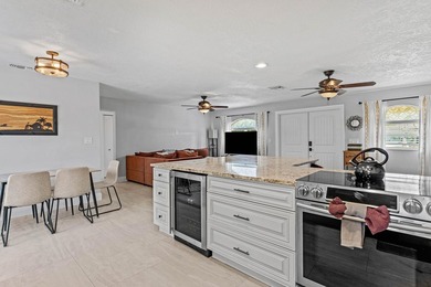 Experience the ultimate in Florida lifestyle in this beautifully - photo 4
