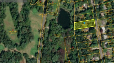 Lake Lot Sale Pending in Shelter Island Heights, New York