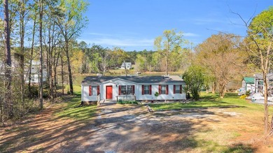 WATERFRONT on Lake Greenwood with NO HOA, and your own PRIVATE - photo 2