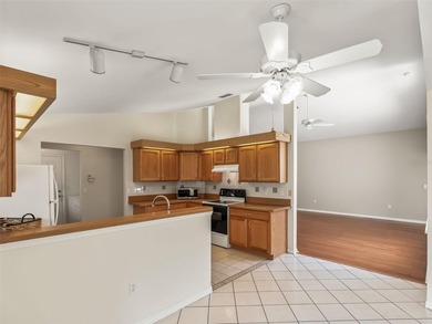 Nestled in the desirable Laurel Oaks neighborhood of Oak Run - photo 12