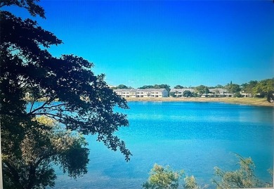 (private lake, pond, creek) Condo For Sale in Lauderdale Lakes Florida
