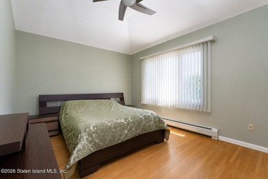 This gorgeous 2-family, 4-bedroom, 3-bathroom, side-hall - photo 27