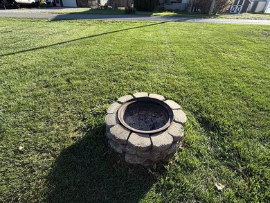 This cute home in Chippewa Subdivision has everything one could - photo 34
