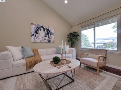 Nestled in a quiet cul-de-sac in Fremont's desirable Brookvale - photo 9
