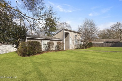 I. C. Lake Home For Sale in Mccomb Mississippi