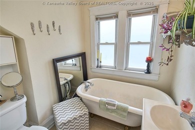 Spacious 2-story home in a convenient Dunbar location! This home - photo 12