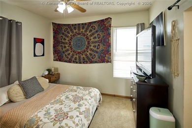 Spacious 2-story home in a convenient Dunbar location! This home - photo 16