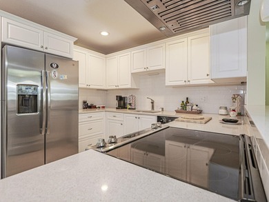 Welcome to this charming 2/2 home in the heart of Sebastian - photo 16
