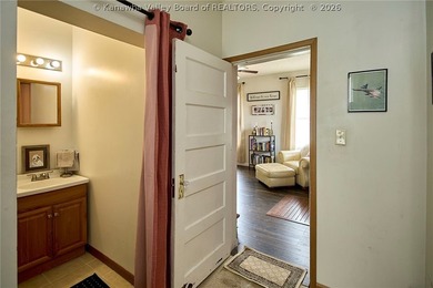 Spacious 2-story home in a convenient Dunbar location! This home - photo 17