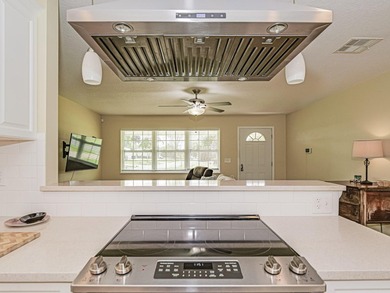 Welcome to this charming 2/2 home in the heart of Sebastian - photo 17