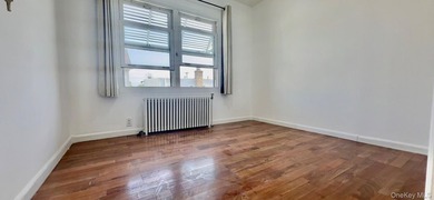 2-dwelling semi-detached with private driveway & 400 Sq ft - photo 18