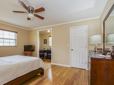 Welcome to this charming 2/2 home in the heart of Sebastian - photo 22
