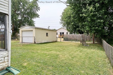 Spacious 2-story home in a convenient Dunbar location! This home - photo 24