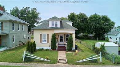 Spacious 2-story home in a convenient Dunbar location! This home - photo 25