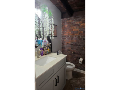 Great opportunity to own a fully occupied, recently totally - photo 32