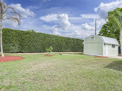 Welcome to this charming 2/2 home in the heart of Sebastian - photo 34
