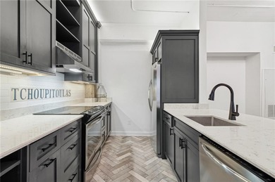 Experience city living at its finest in this 2-bedroom, 2-bath