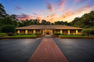 Welcome to 325 Lanham Circle, where timeless Southern elegance - photo 1