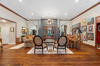 Welcome to 325 Lanham Circle, where timeless Southern elegance - photo 8