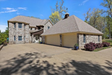 Custom Home - Lake Home For Sale in Hemphill, Texas