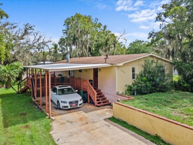 Lake Home For Sale in Haines City, Florida