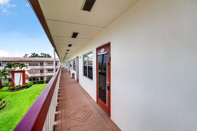 Located on the third and top floor with no neighbors above and - photo 6