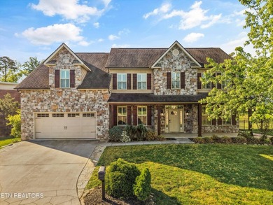 Come see this wonderful two-story home with 4 bedrooms and a - photo 1