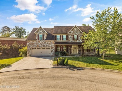 Come see this wonderful two-story home with 4 bedrooms and a - photo 2
