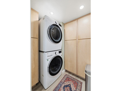 This corner-unit condo offers a perfect blend of modern luxury - photo 14