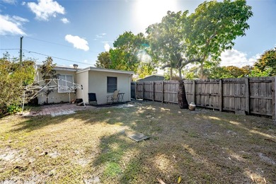 2 separate units / duplex. One in front one in back. One unit is - photo 14