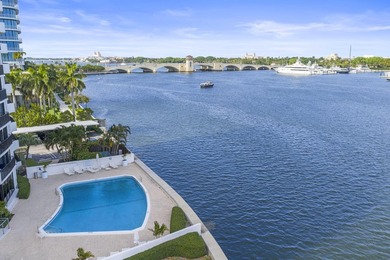 Beautifully renovated waterfront residence with unobstructed - photo 16