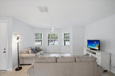 Discover this beautiful three bedroom 2.5 bath, 2.5-bath - photo 9