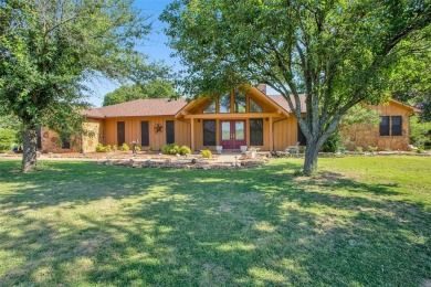 Lake Home For Sale in Pottsboro, Texas