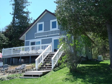 This Well Maintained Chalet Has Some Beautiful Panoramic Views - photo 2