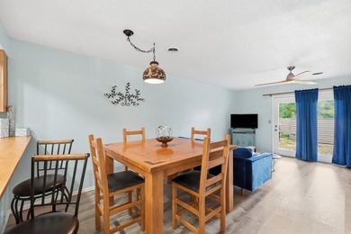 Welcome to this beautiful FULLY FURNISHED Lakewood Hills condo - photo 13