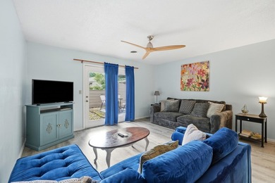 Welcome to this beautiful FULLY FURNISHED Lakewood Hills condo - photo 17
