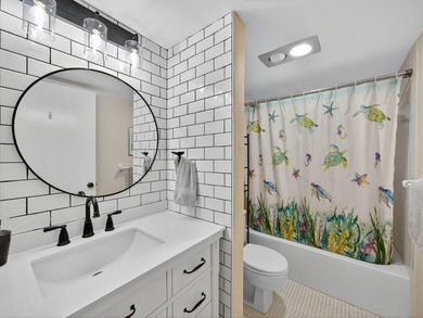 Don't miss this beautiful 3BR/2BA end unit condo, with tranquil - photo 18