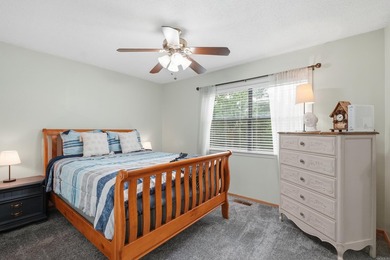 Welcome to this beautiful FULLY FURNISHED Lakewood Hills condo - photo 19