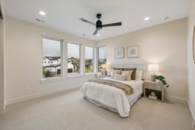Built by award-winning Sheffield Homes! Professionally designed - photo 19