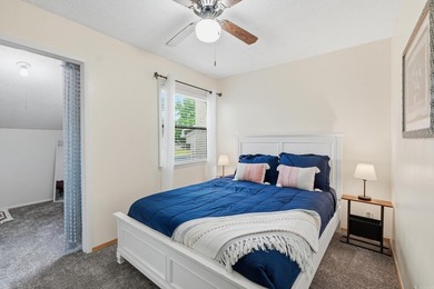 Welcome to this beautiful FULLY FURNISHED Lakewood Hills condo - photo 24