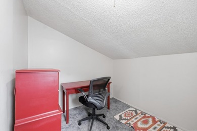 Welcome to this beautiful FULLY FURNISHED Lakewood Hills condo - photo 25