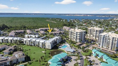 Don't miss this beautiful 3BR/2BA end unit condo, with tranquil - photo 27