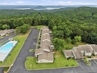 Welcome to this beautiful FULLY FURNISHED Lakewood Hills condo - photo 34