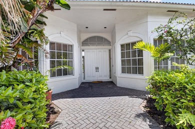 Rare opportunity in The Hamptons at Woodfield Country Club. This - photo 4