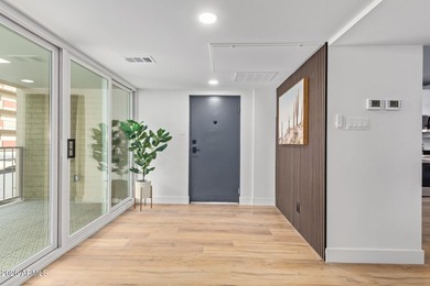 URBAN LIVING FULLY REMODELED. Ready for quick move-in! This - photo 7