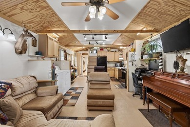 Tiny home on 3 plus acres. Park like setting. Very private - photo 39