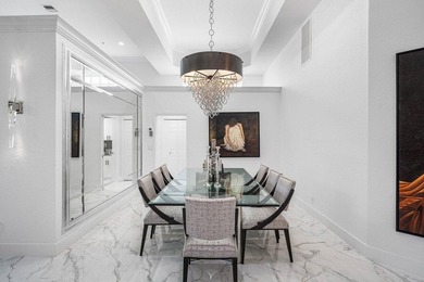 Stunning remodeled 3 BD plus office, 2.5 BA residence in - photo 6
