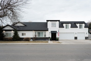 Utah Lake Home For Sale in Mapleton Utah